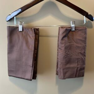 (2) President Choice Pillow Case Matching Chocolate Brown 100% Cotton Decorative
